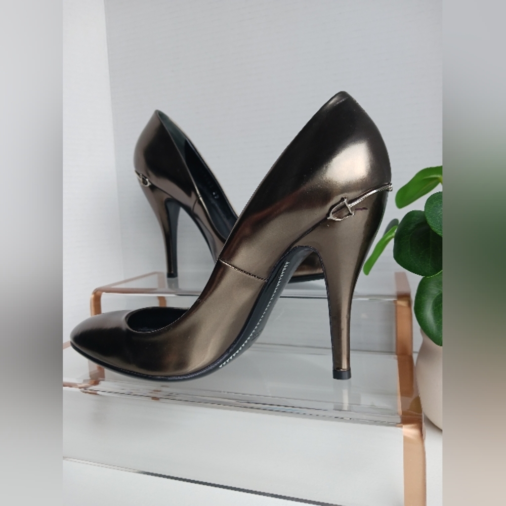 Gucci - Leather High-Heel Pumps